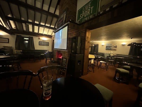 Bert's Family Pub photo 4
