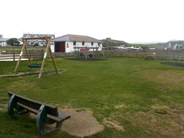 Lôn Isallt Play Area