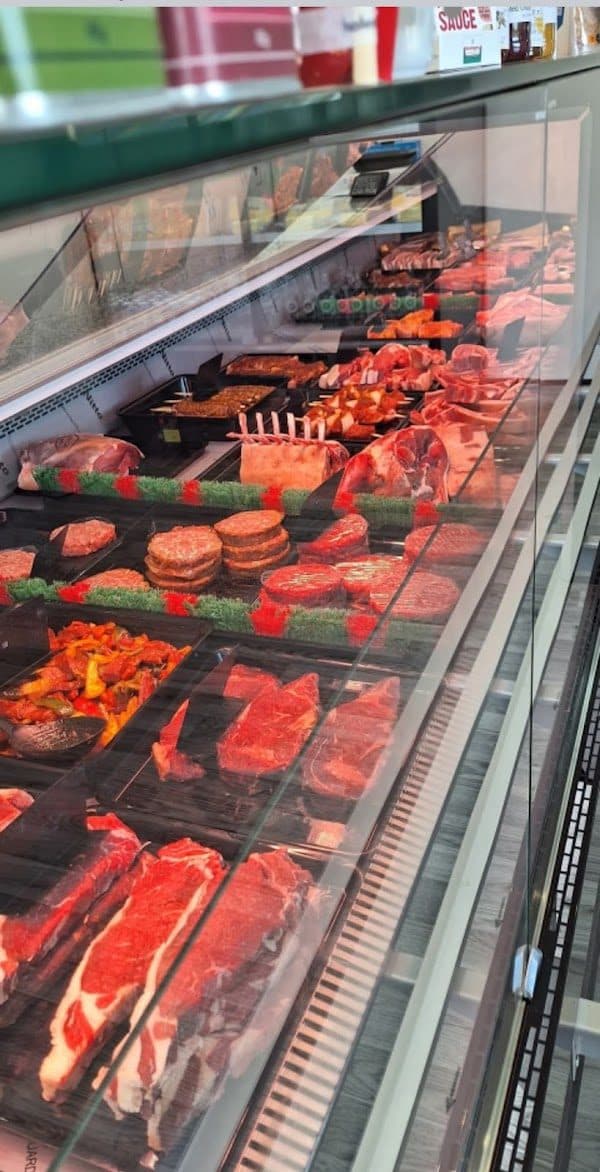 Siop Fferm Dolmeinir Farm Shop photo 5