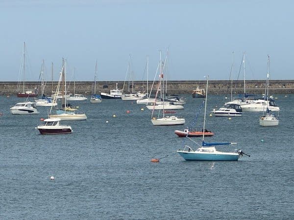 Holyhead Promenade photo 1