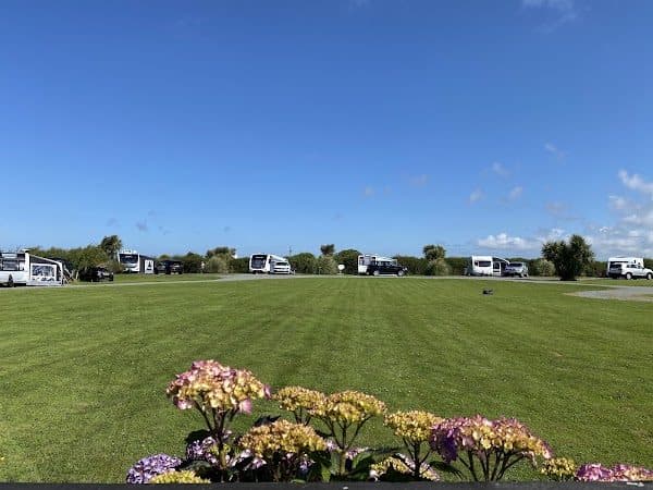 Pen-y-Llyn Touring Caravan & Motorhome Park photo 3