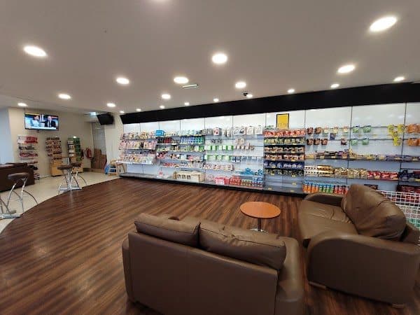 Port Shop photo 3