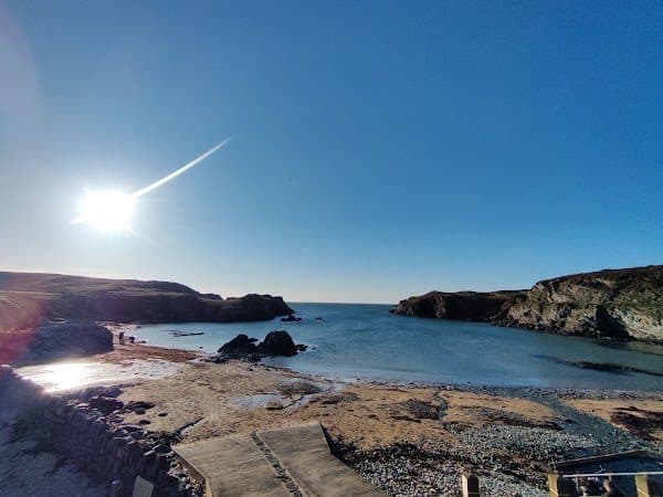 Porth Dafarch photo 4