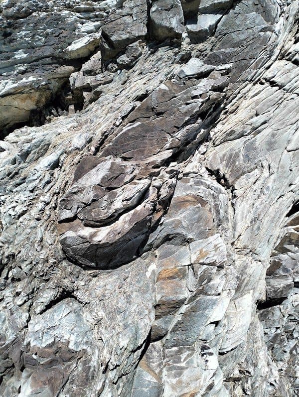 Porth Dafarch photo 5