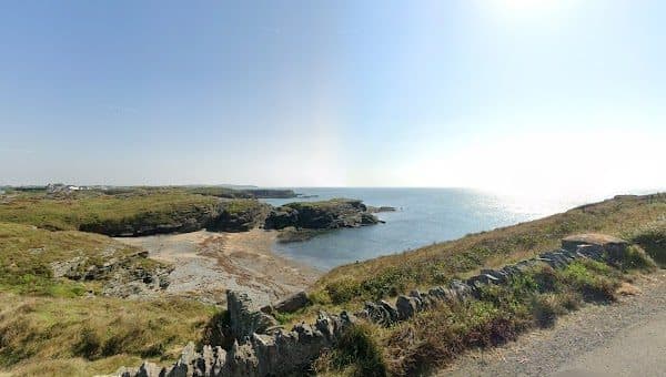 Porth y Corwgl photo 1