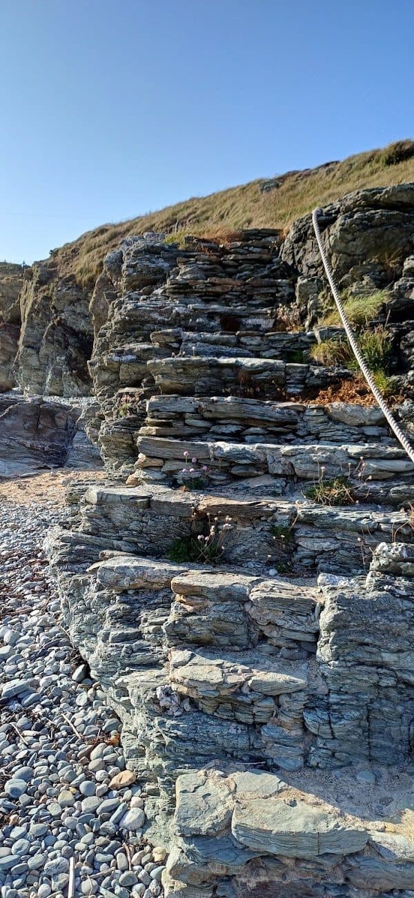 Porth y Corwgl photo 2