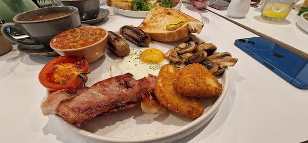 Reubens Cafe and Coffee photo 1