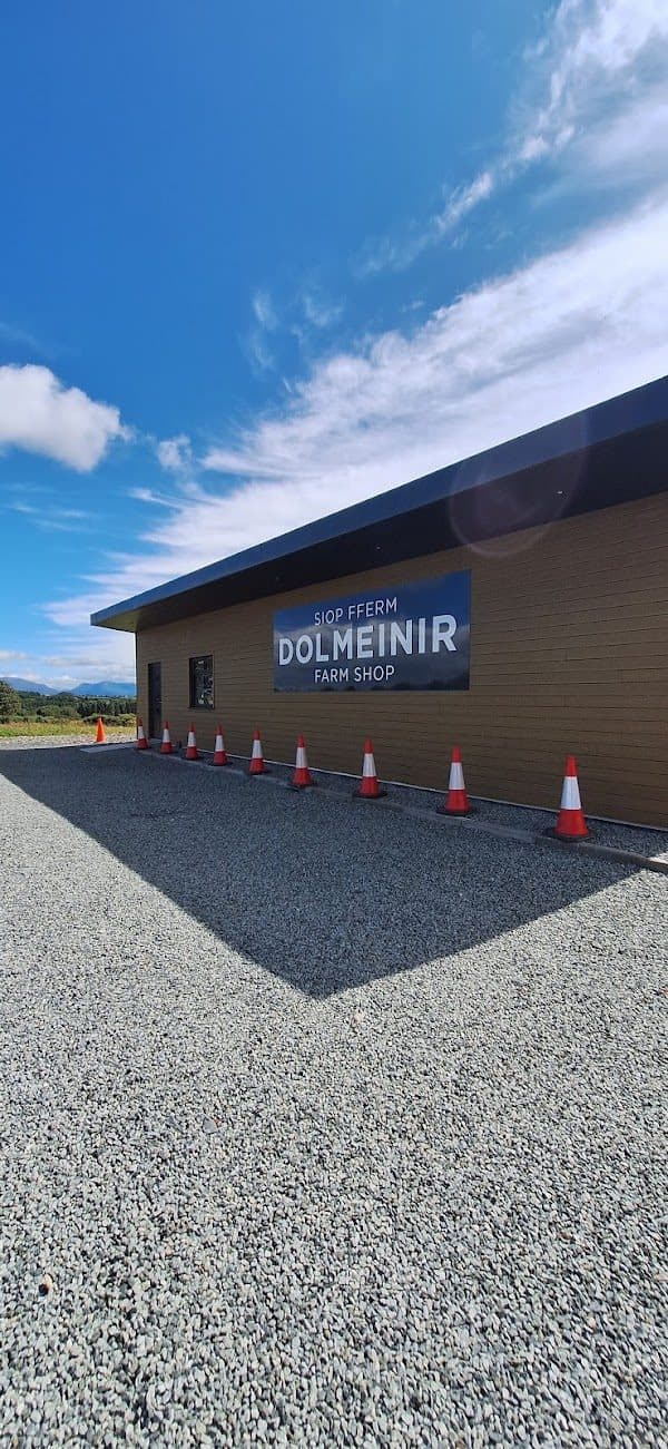 Siop Fferm Dolmeinir Farm Shop
