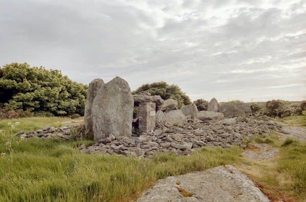 Trefignath Chambered Tomb photo 2