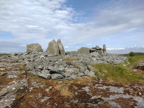 Trefignath Chambered Tomb photo 3